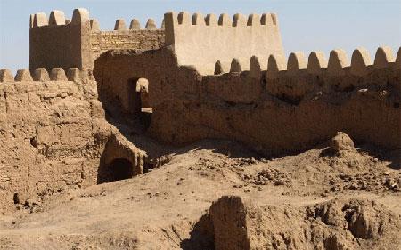 ارگ تاریخی انار-jzZX1roBrS