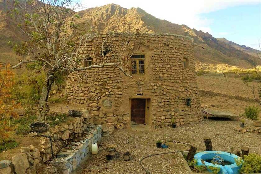 اقامتگاه بوم گردی بید سوخته یزد-kY7BsjfiII