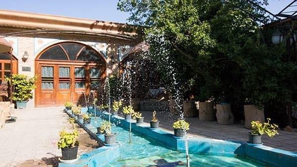 رستوران باغ شازده تهران-kZPhHlG7ZS