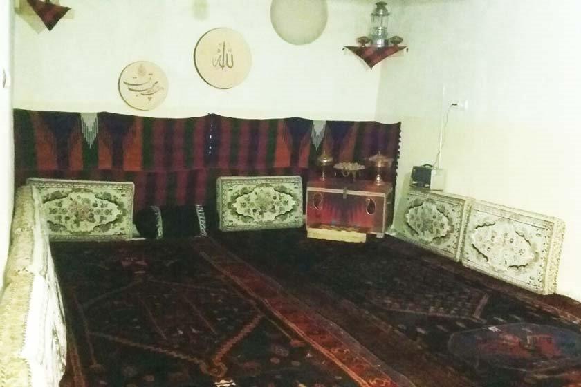 اقامتگاه بوم گردی ژوانگه سنندج-kg7HgHYcvn