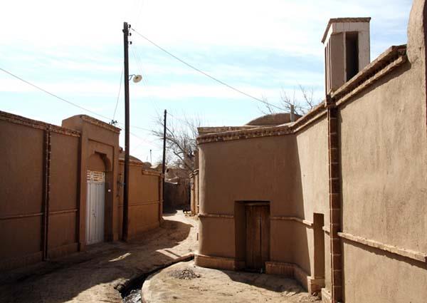 بافت تاریخی روستای ریاب-krC6ZfueKA