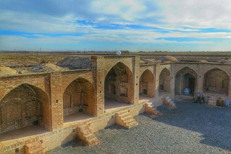 كاروانسرای حوض سلطان قم-kt8NggQhhS