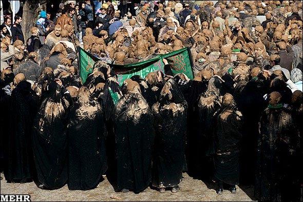 گل مالی؛ نمادی از عزاداری در لرستان-l75k3YAavM