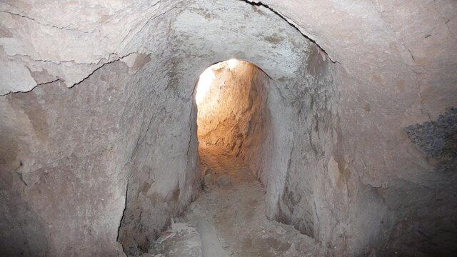 غار گلستان نیر-l9PdUfheay