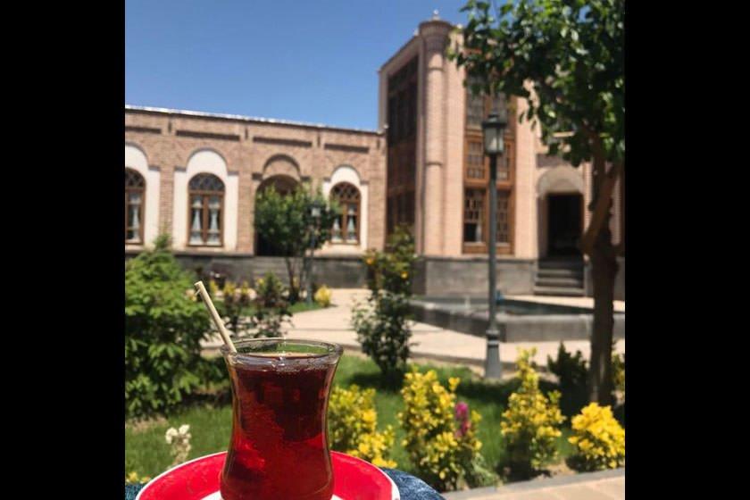رستوران خانه تاریخی صادقی اردبیل-lCeUKiCkbj