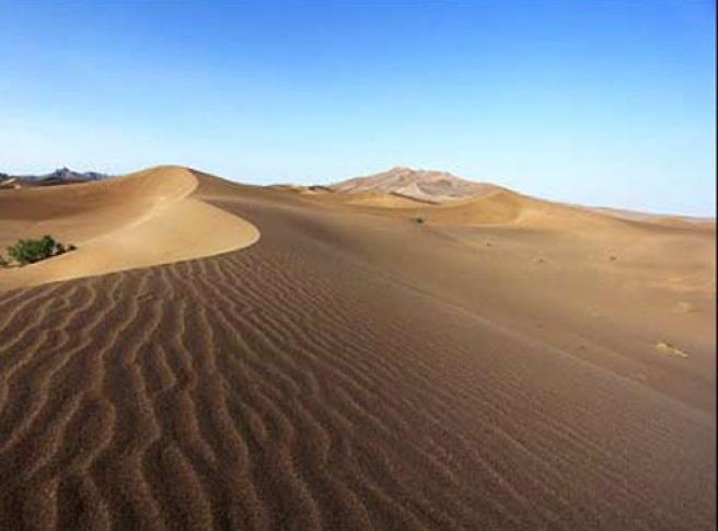 كویر مغستان-lZqaWdNSPZ