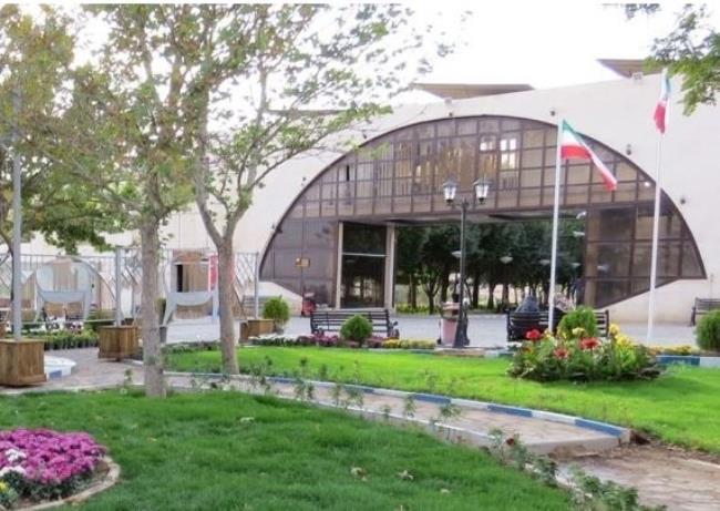 هتل جهانگردی آبگرم محلات-laqGUroFJR