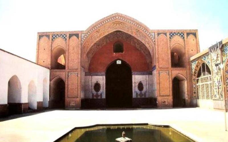 جاهای دیدنی كاشان در بهار-m6CnIASZdn