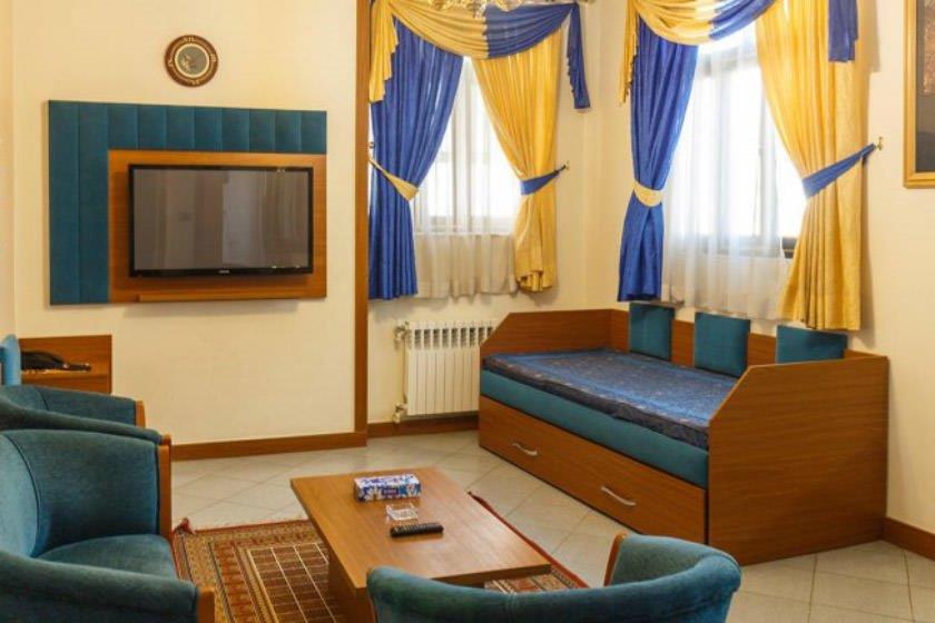 هتل آپارتمان هدیش شیراز-mOQ2OjsRGI