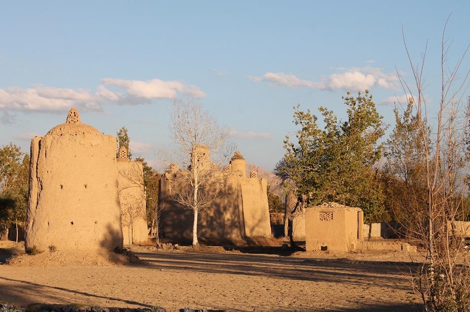 روستای هویه فلاورجان سرزمین برجهای كبوتر-njxzNoPOJP