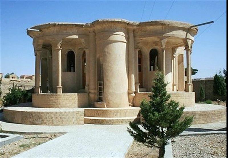 عمارت كلاه فرنگی سورمق-nl1B9eg7z2