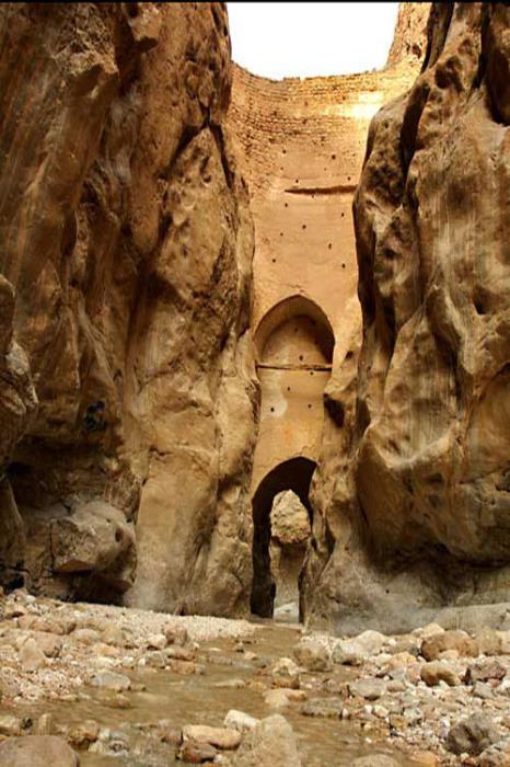 طاق شاه عباسی ، نازكترین و قدیمی ترین سد جهان-offG9y74cs