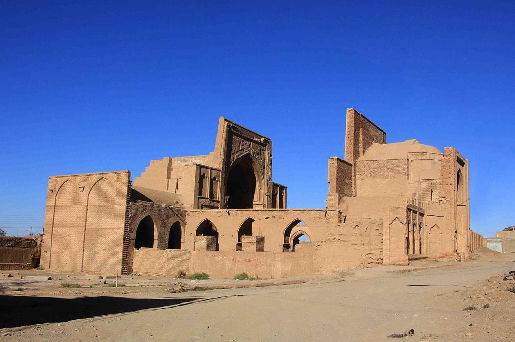 روستای فرومد ، خاستگاه شخصیت های برجسته-ooahA6UEDU