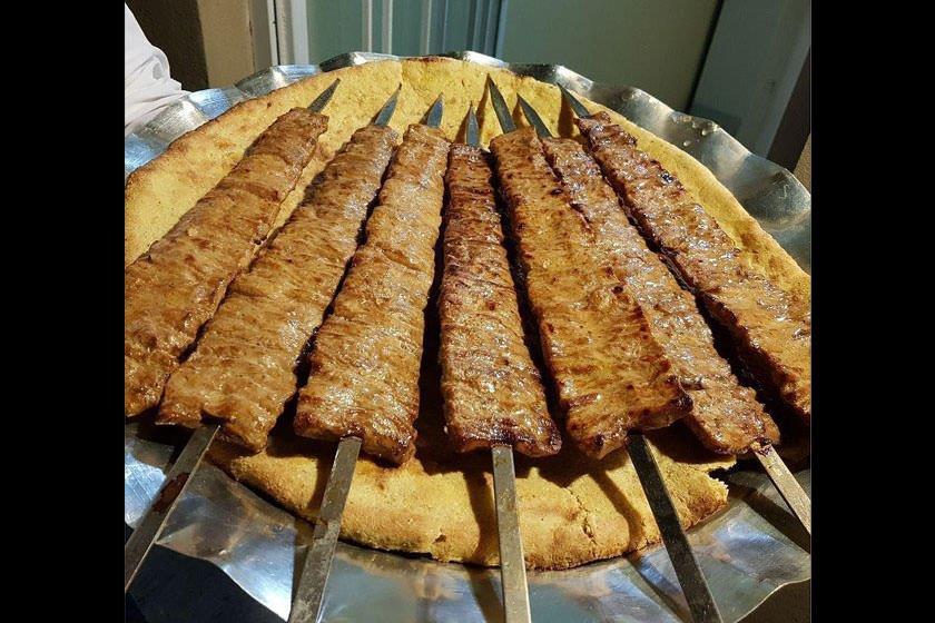 رستوران كباب خوران كرمان-pajMh2rBxE