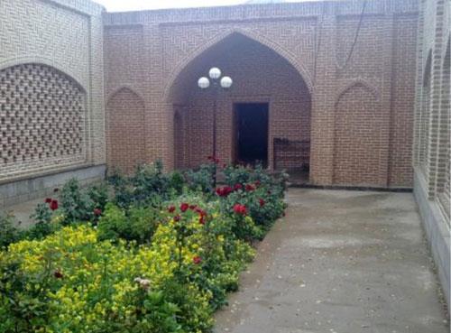 آرامگاه شیخ محمود شبستری-pne9ZuKzF2