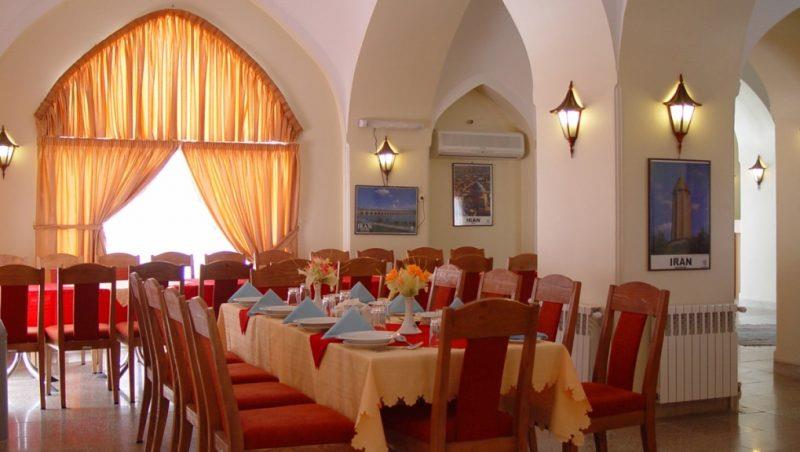 مهمانسرای جهانگردی گلپایگان-q9mXOOAA3V