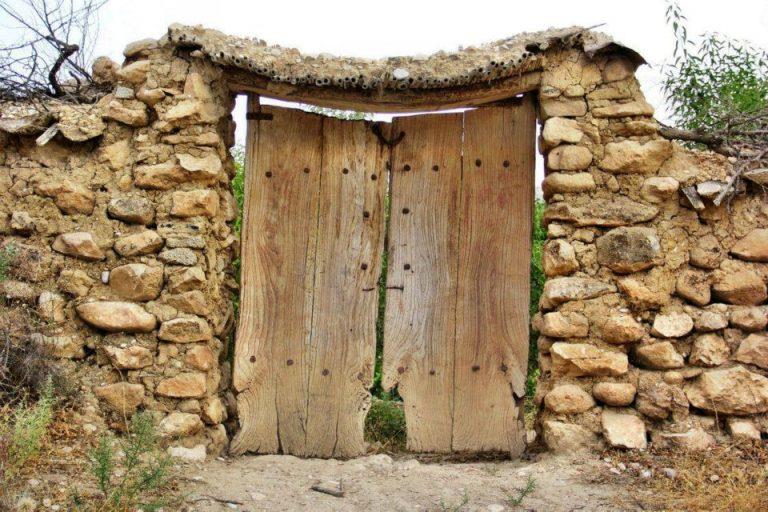 روستا و غار تادوان-qKKhkhumDa