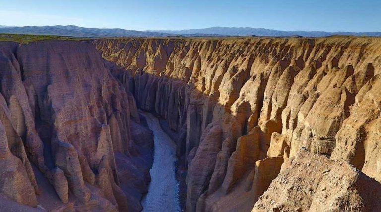 دره راگه در كرمان؛ جاذبه‌ای شگفت‌آور در حاشیه كویر-qQFnAvoaZZ