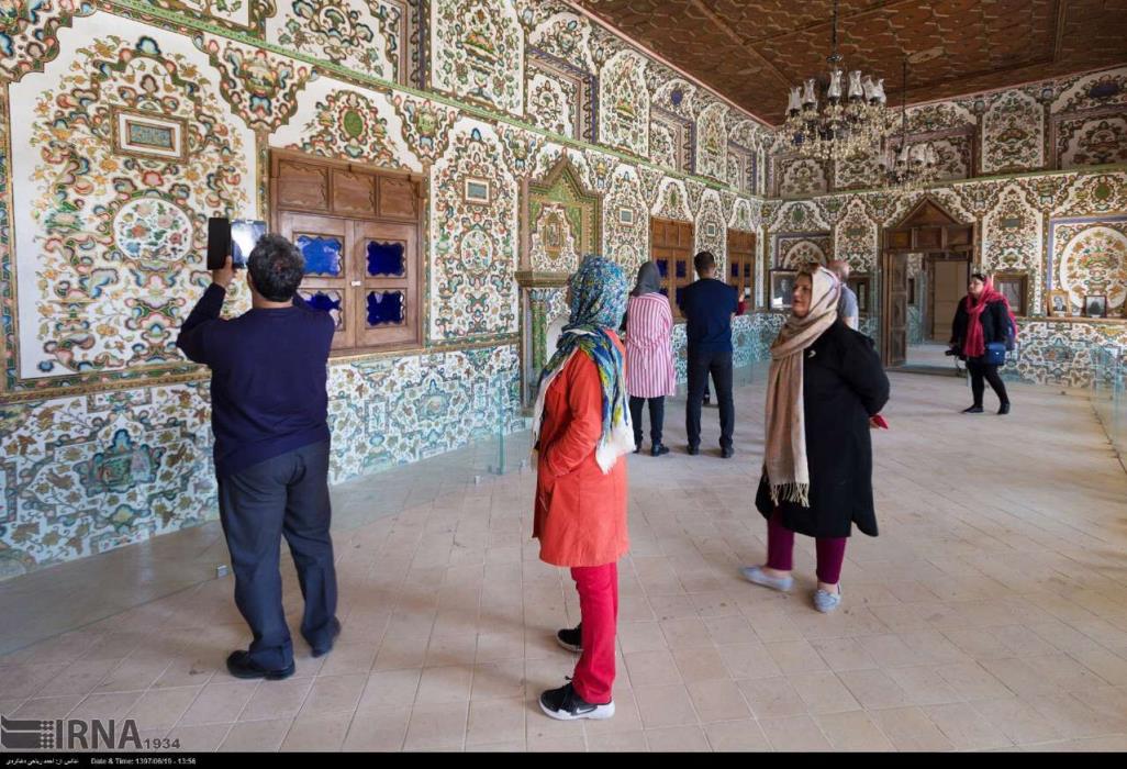 جای خالی راهنمایان حرفه‌ای در صنعت گردشگری چهارمحال و بختیاری-qUwOLjD7Ox