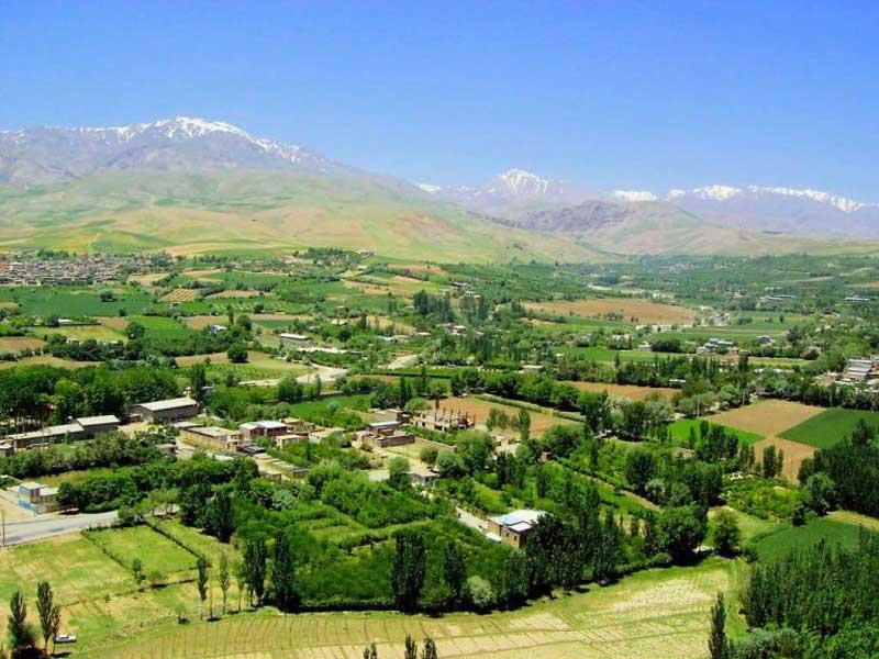جاهای دیدنی بروجرد در بهار-qaN2LWXt4j