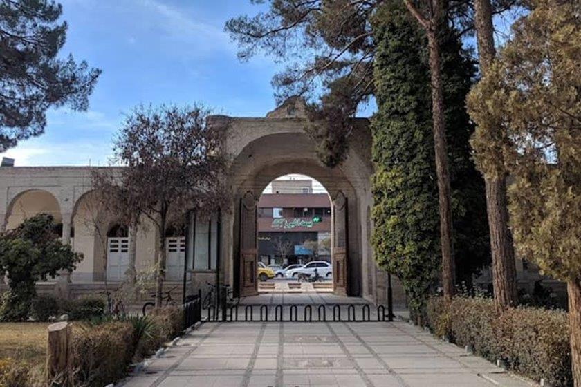 كتابخانه ملی كرمان-qb0wrofKVg