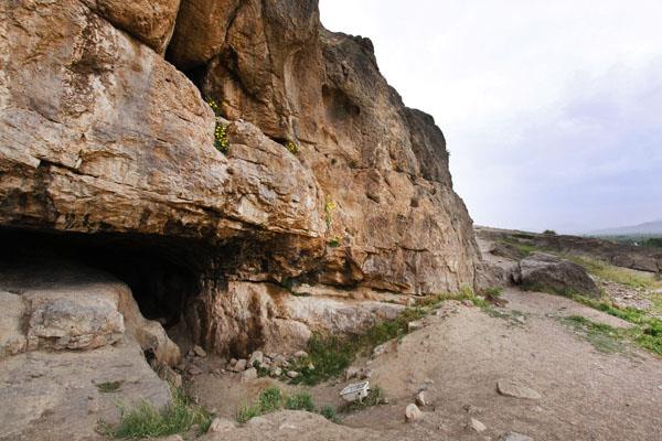 غار شكارچیان-qxhV3ElWqv