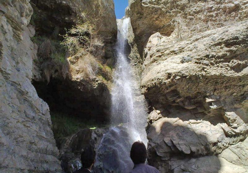 آبشار كوهك سراوان-qxzDu1OEZe