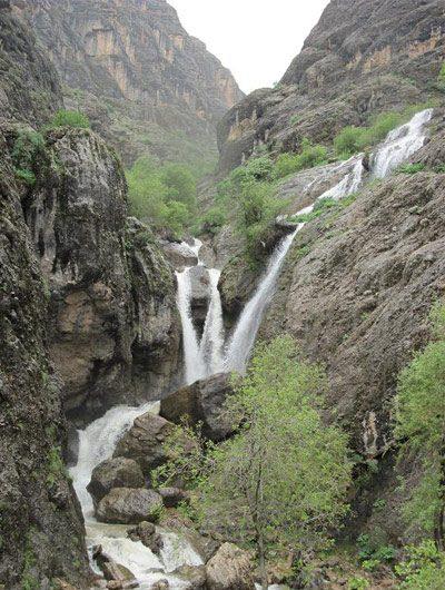 آبشار دره اسپر دورود-rC2qQOJ1DV