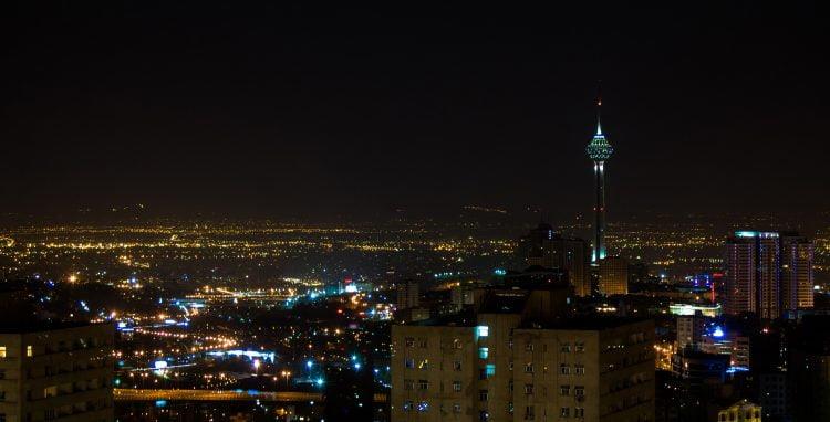 جاهای دیدنی تهران در شب-rEITJpeMMP
