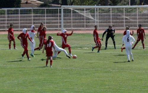 ورزشگاه آرارات تهران-rSueUw61Ry