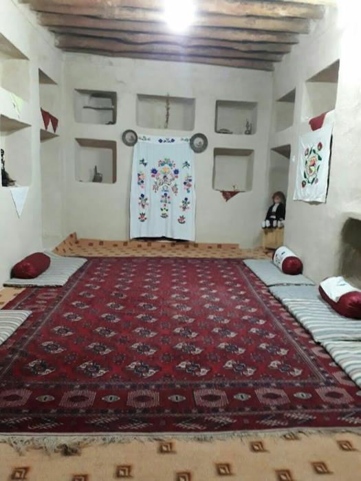 اقامتگاه بومگردی چشمه مراد-rxFQhPfzbf