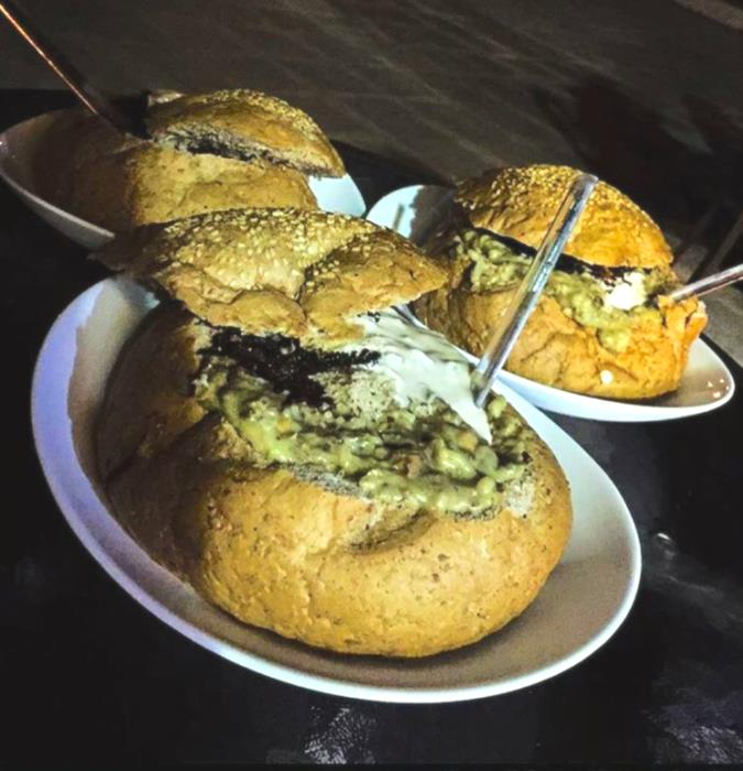 كافه ساعت ۲۵:۰۰ رامسر-t524MbCKYj