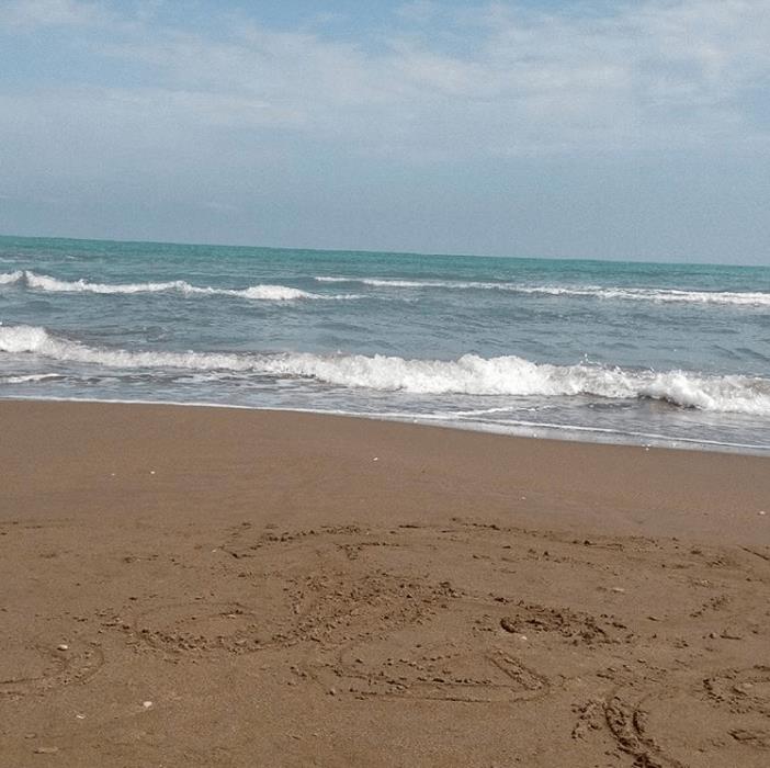 ساحل گهرباران-tyv6qPUX1E