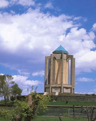 جاذبههای گردشگری همدان-usWPCpZHwE