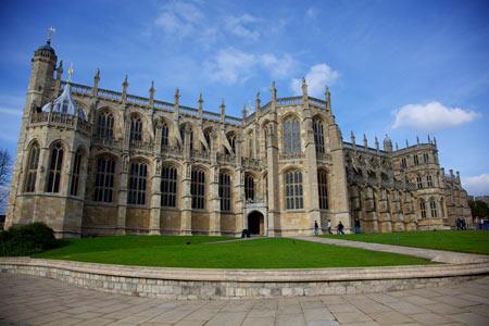 قلعه ویندسور (Windsor Castle) در انگلستان-v8bblQMblB