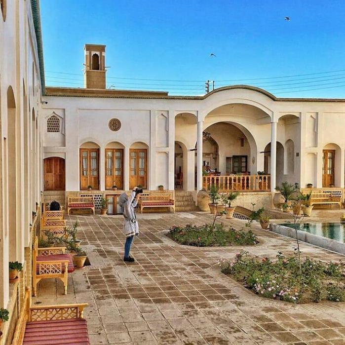 خانه فلاحتی كاشان-v9cWn1oXck