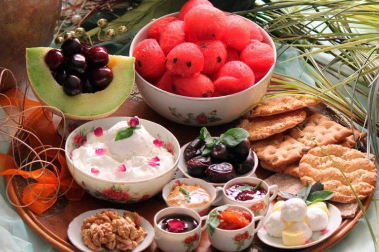 بهترین روش تغذیه سحر و افطار در ماه رمضان-vIH8YqLmBg