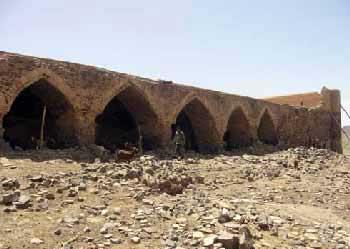 كاروانسرای قلعه خرگوشی عقدا-vkWAQbVH3H