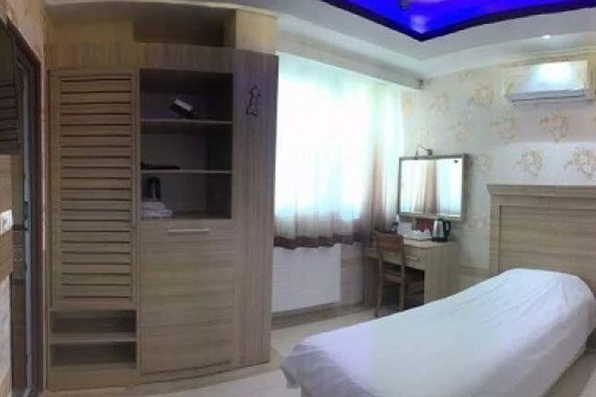 هتل یورد شیراز-vndrG0vLPK