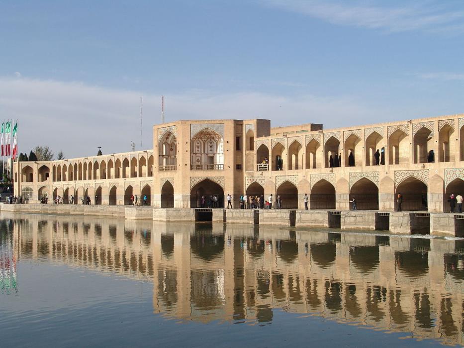 جاهای دیدنی اصفهان در تعطیلات نوروز-vo3fcwC4iz