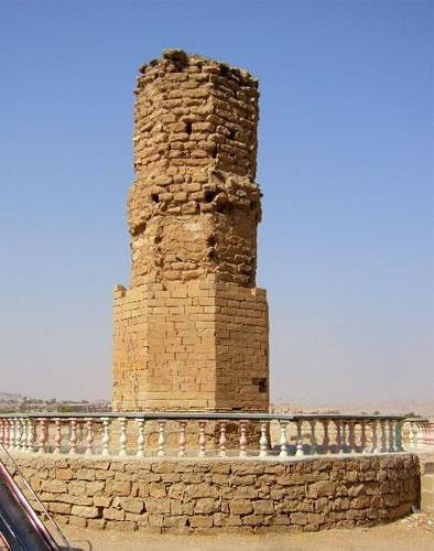 برج كلاه فرنگی شوشتر-w4AtCvJMRE