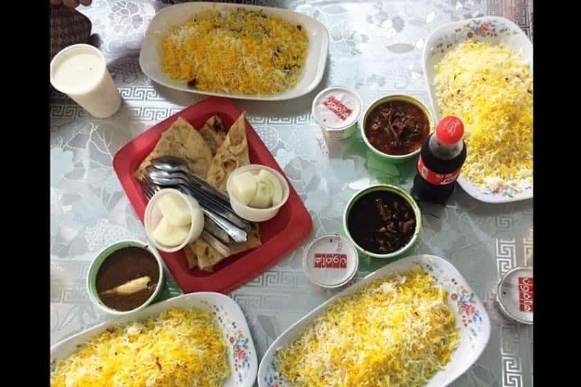 رستوران همیشه بهاركرمان-wD5jlBl8HS