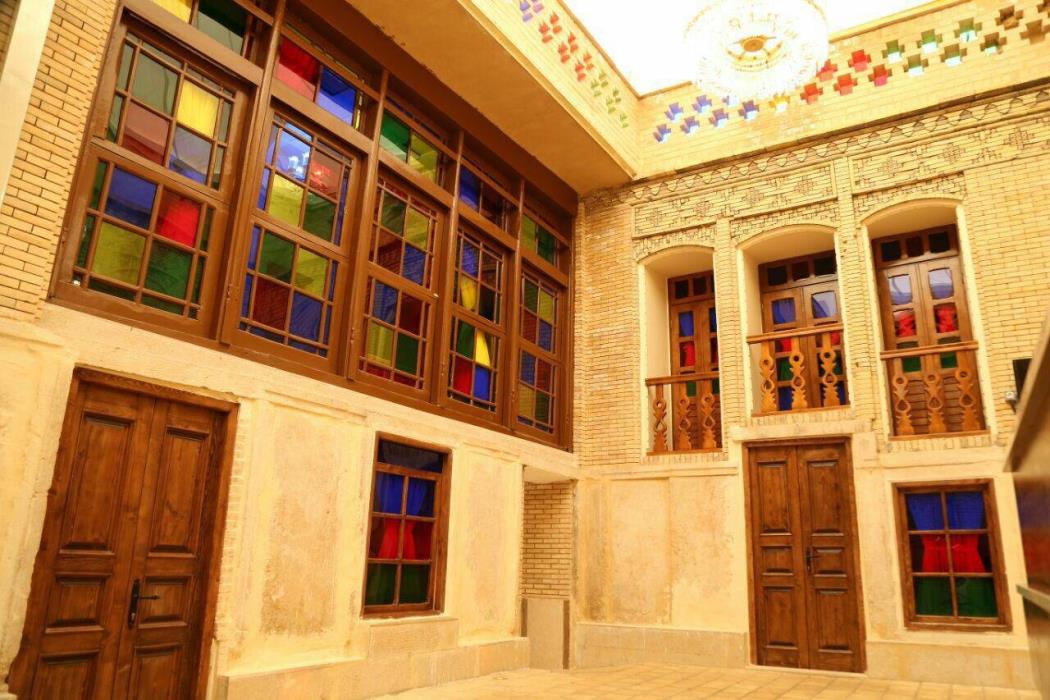 هتل سنتی پنج دری شیراز-wg1UgxhjdG
