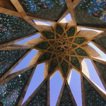 آرامگاه خیام-xMgMOddmOV