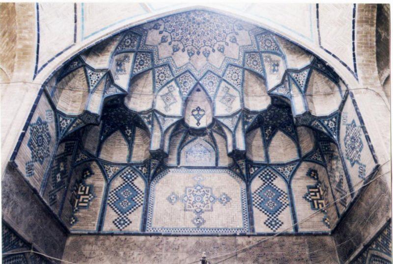 آب انبار حاج سید حسین صباغ-xi7y07YlTR