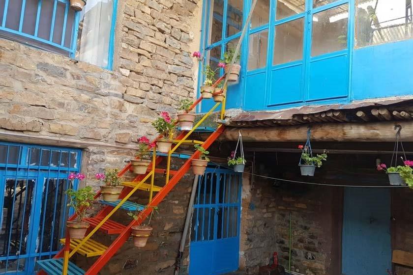 اقامتگاه بوم گردی هه ساره شوان سنندج-yPBoEQhjjg