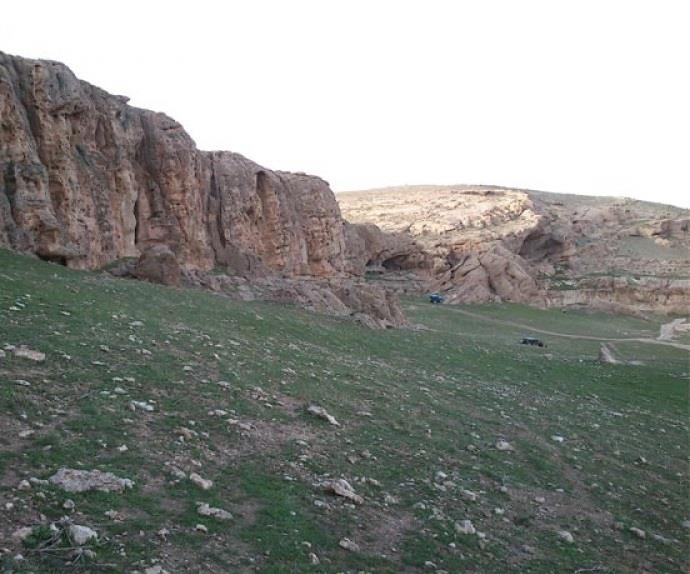 دخمه سنگی یوسفكند-yVPGltFoOd