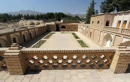 عمارت و باغ اكبریه-yjnQNIZwce