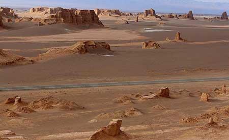 كویر شهداد-yyERVCWhCW