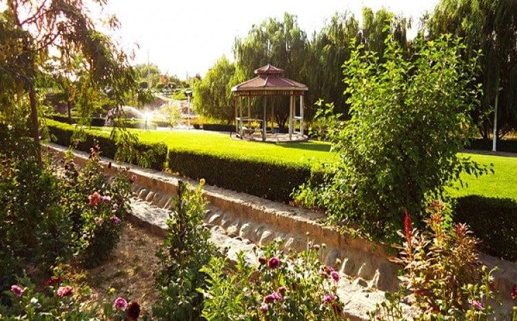 ۲۰ جای دیدنی ارومیه در تابستان-zd2Qkqh88z